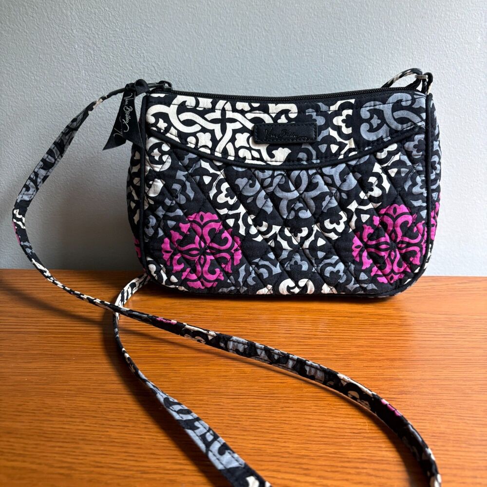 VERA BRADLEY CANTERBERRY MAGNETA CROSSBODY HANDBAG PURSE WITH STRAP